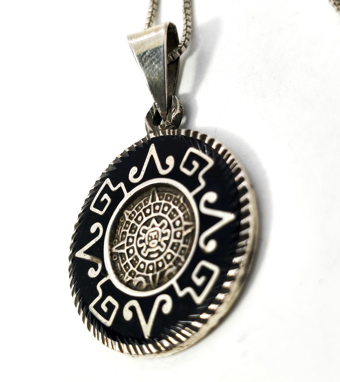 Aztec Calendar Taxco Mexico black onyx inlay vintage sterling silver necklace