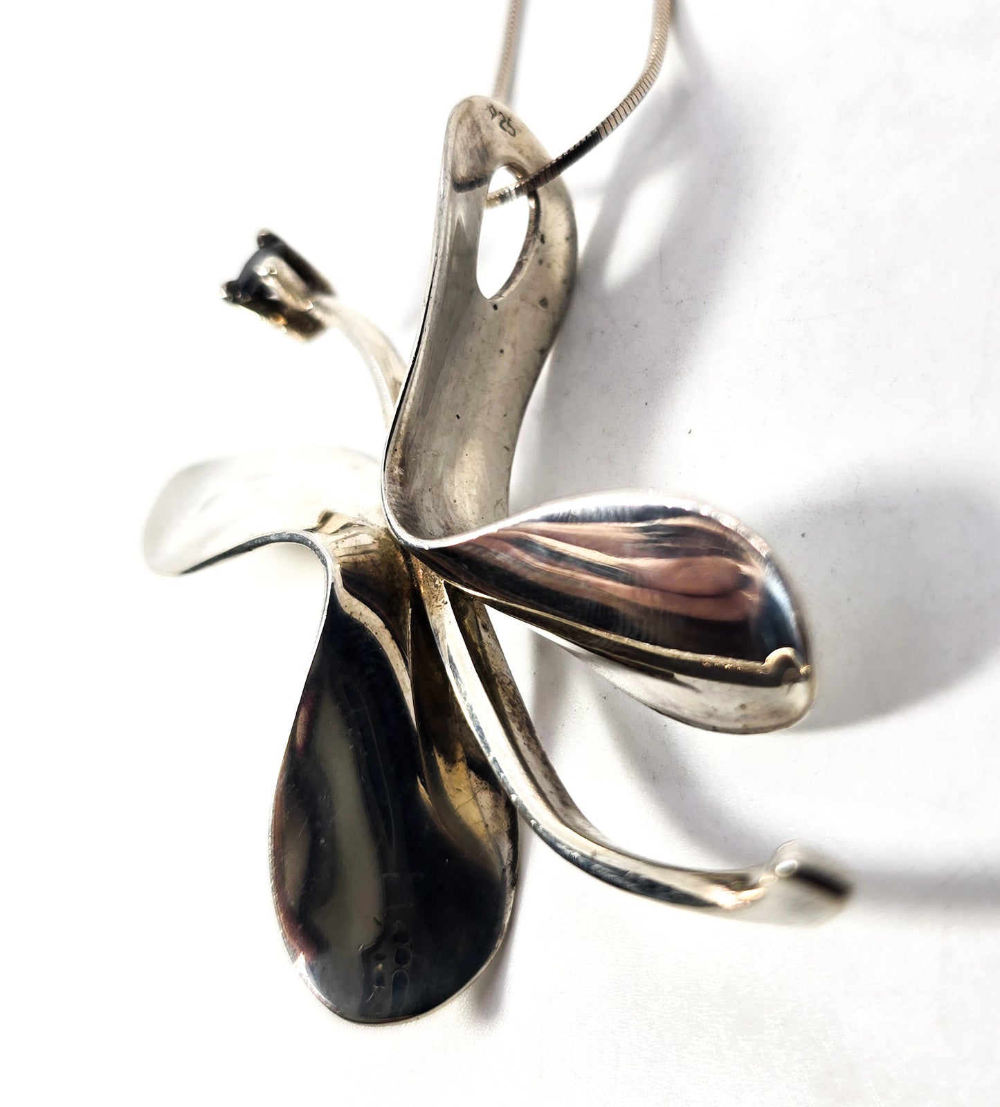 Modernist large butterfly sterling silver Iolite gemstone pendant necklace