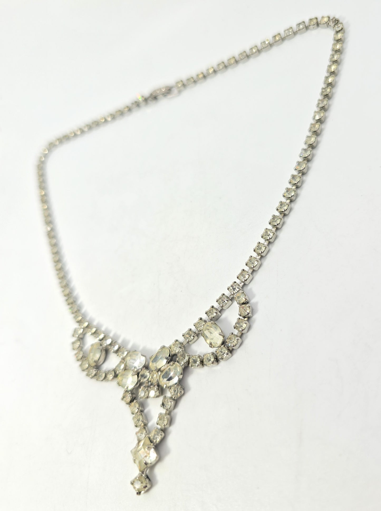 Vintage large scalloped vintage princess cut clear rhinestone choker necklace