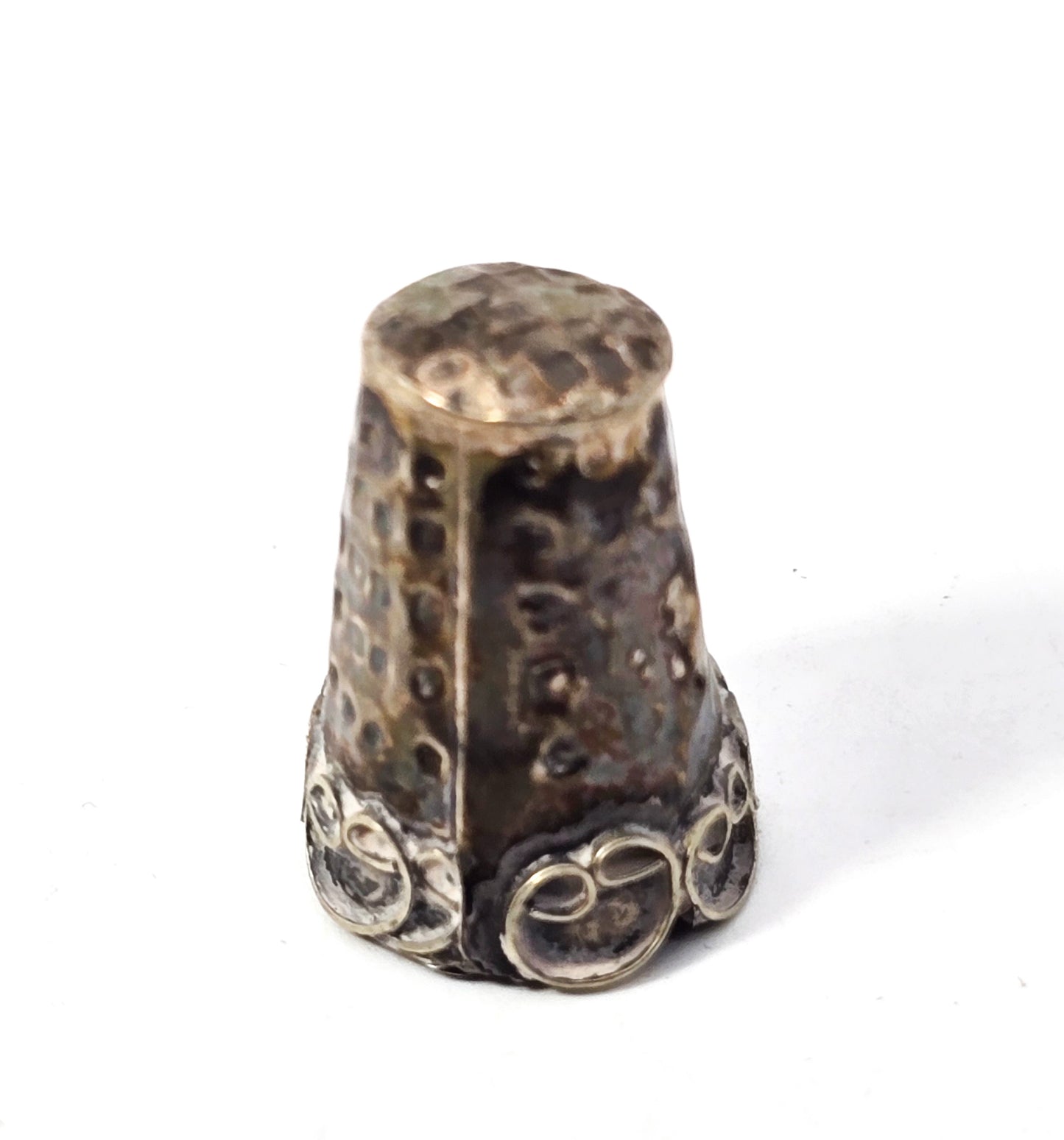 Mexico alpaca silver vintage embossed Eagle mark sewing thimble