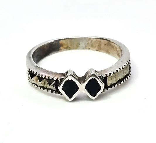 Marcasite black enamel Emo Goth retro vintage sterling silver ring band size 5