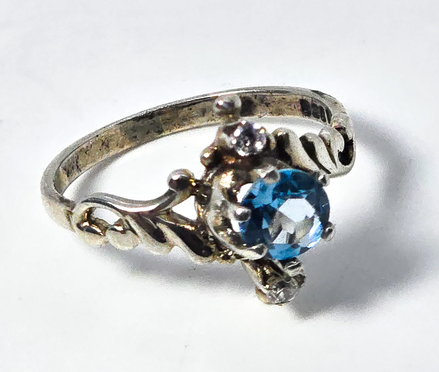 Blue Topaz gemstone Retro vintage filigree scroll sterling silver ring size 8