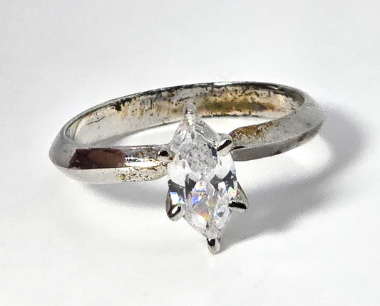 Marquis cut Cubic Zirconia solitaire sterling silver raised band ring size 8.5