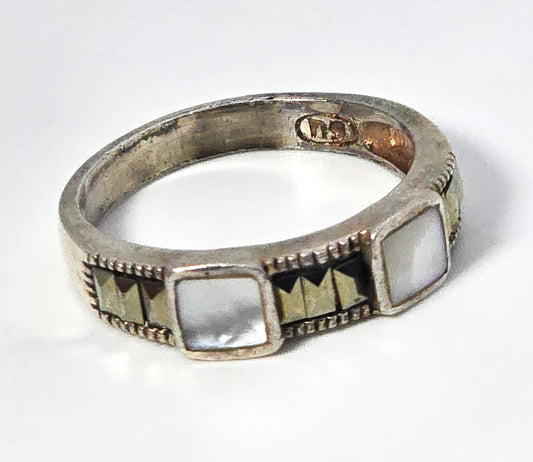 Mother of pearl MOP marcasite SU vintage sterling silver ring band size 6.5