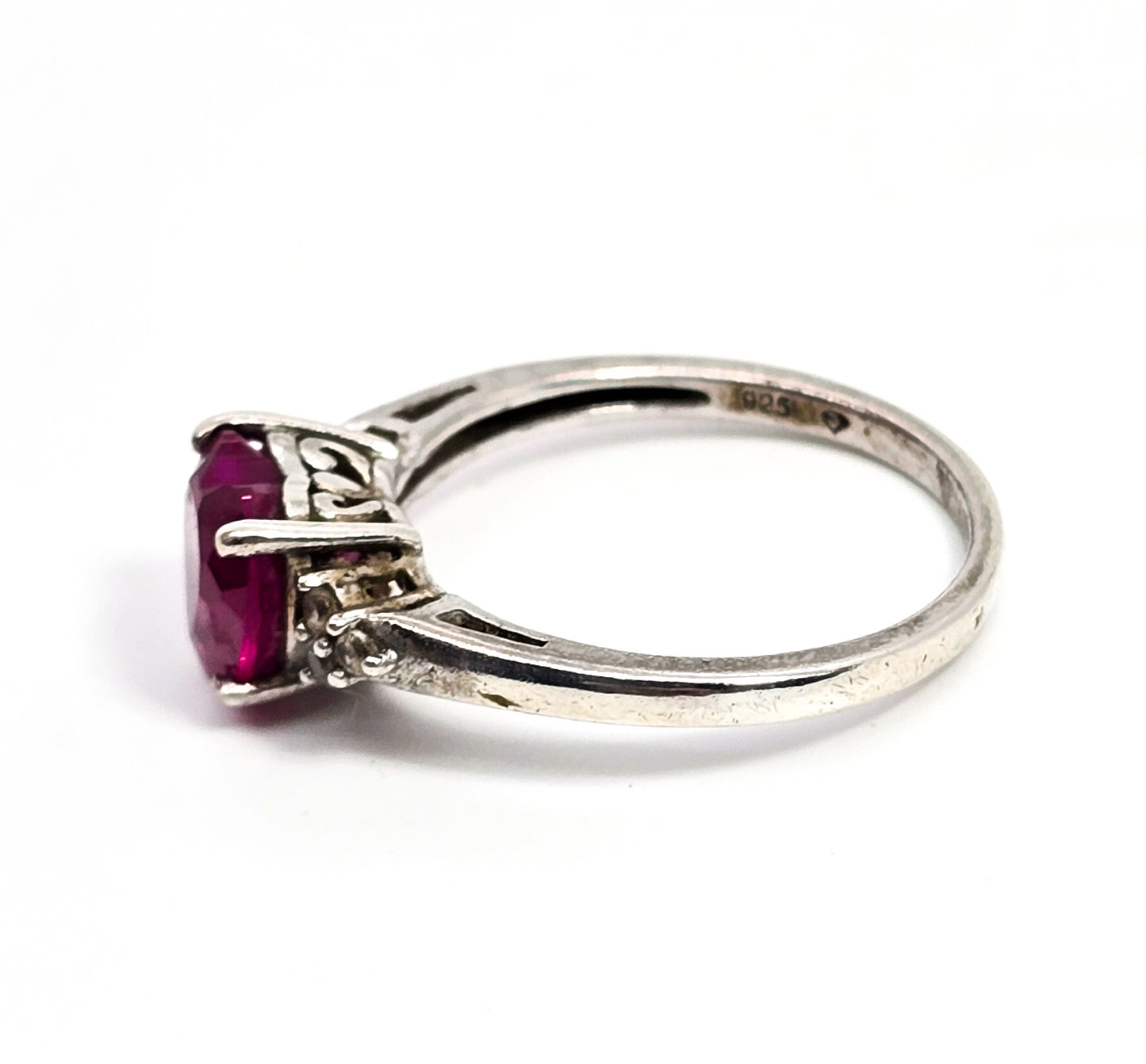 Ruby Heart vintage sterling silver white topaz vintage ring size 7.5