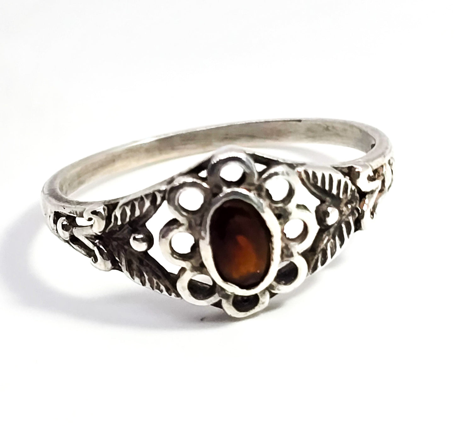 Red Garnet flower filigree vintage sterling silver open work ring size 7