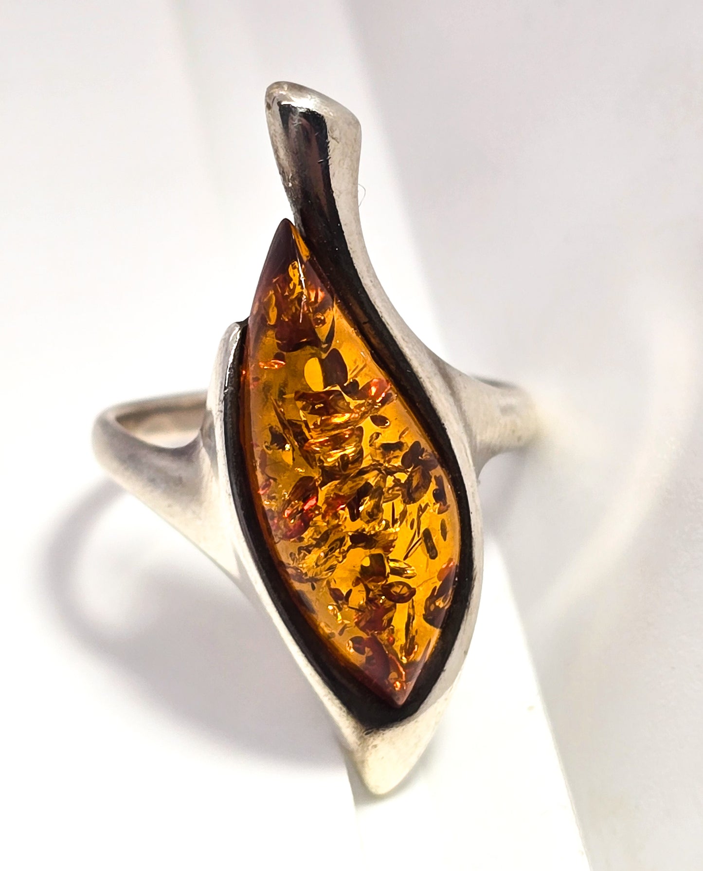 Baltic Amber Large vintage Leaf Polish Gdansk sterling silver ring size 7
