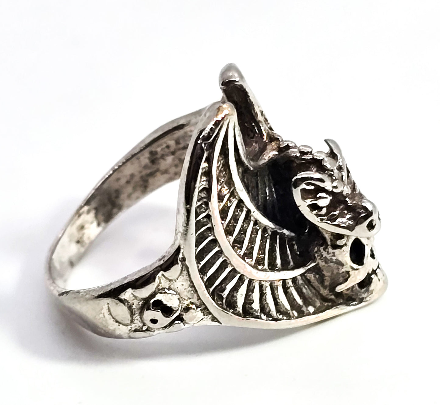 Dragon's treasure Skull vintage silver plated men's gothic biker ring size 5
