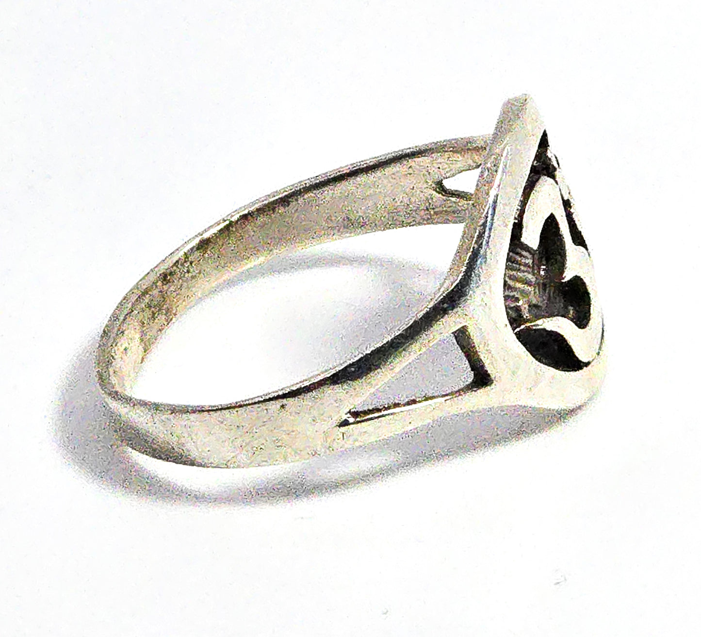 Om Shanti Awakening the Sacred Mantra sterling silver ring size 9