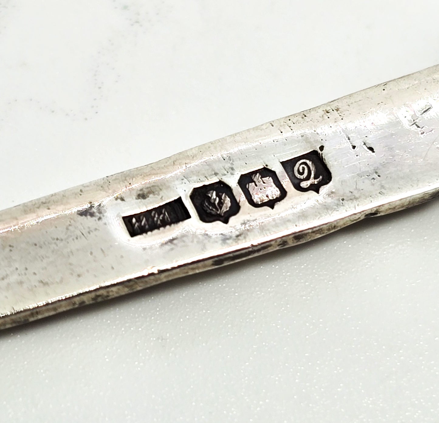 Iona Scottish claymore sword vintage sterling silver vintage kilt pin brooch
