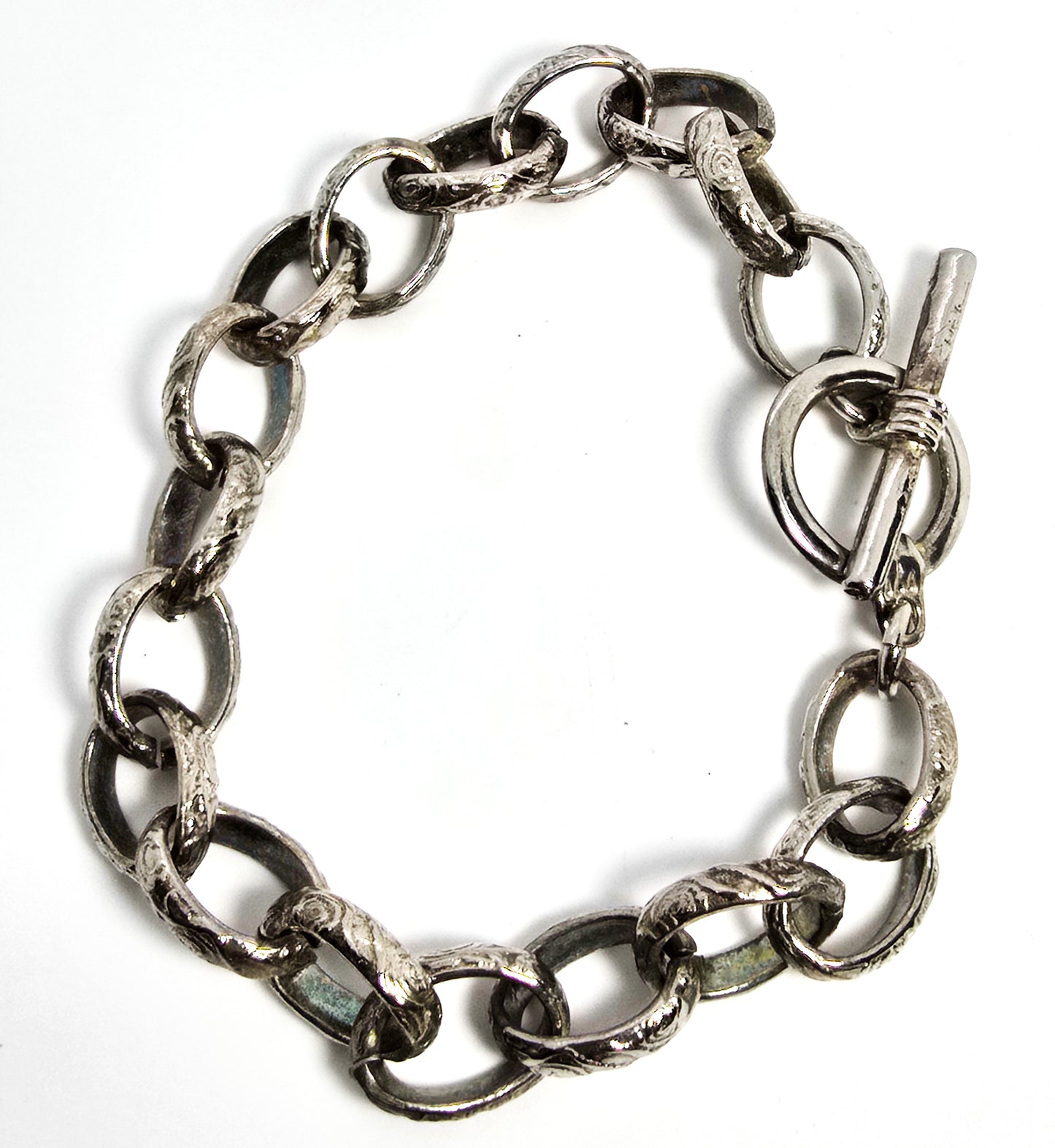 Vintage Art Deco style Embossed large link silver toned toggle clasp bracelet