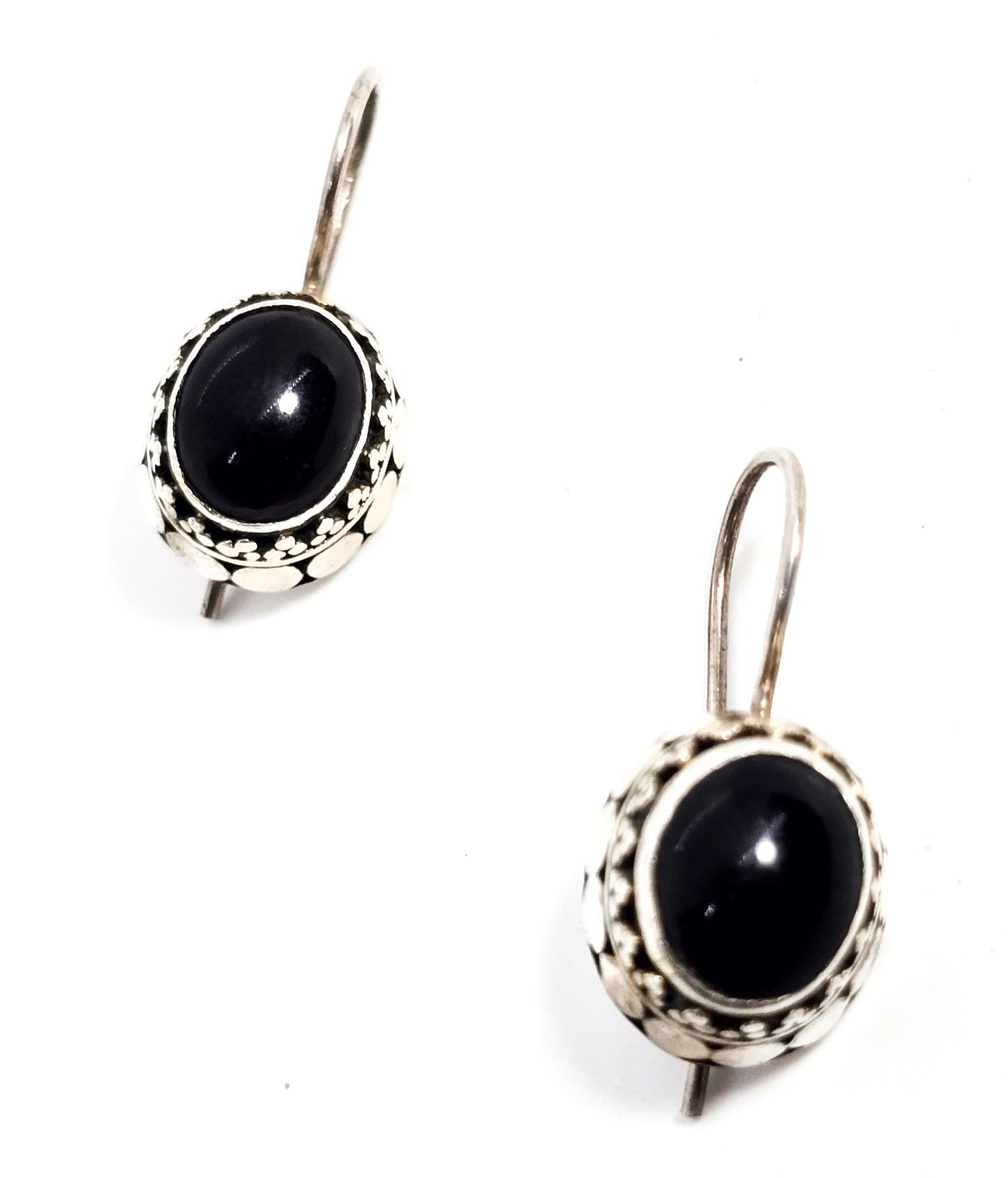 Black onyx Bali Balinese tribal thick dot sterling silver vintage earrings
