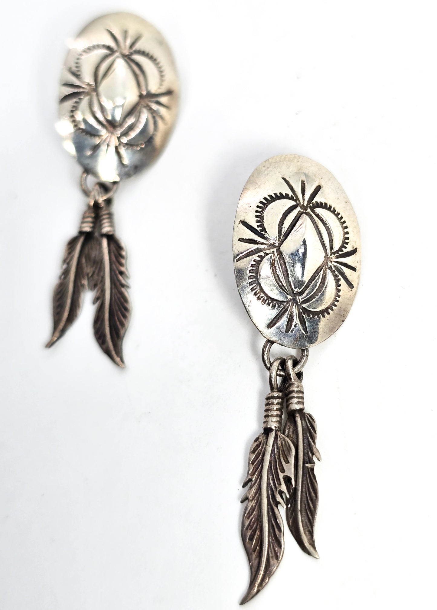 Richard Begay RB Navajo concho feather vintage sterling silver NA post earrings