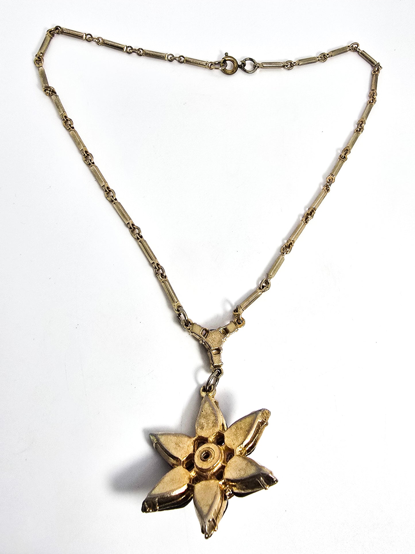 Black and white 3D flower mid century vintage gold toned rhinestone necklace