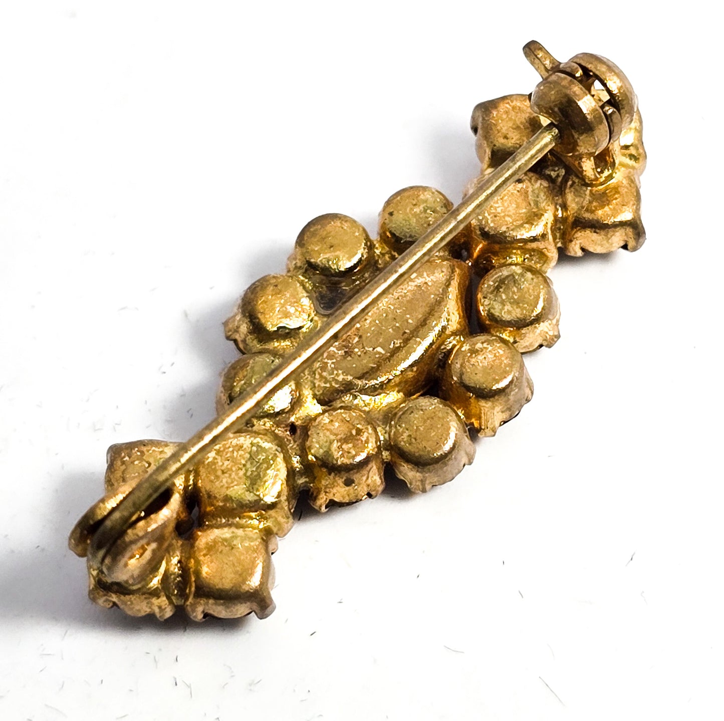 Ruby red mid century vintage rhinestone gothic bohemian brooch