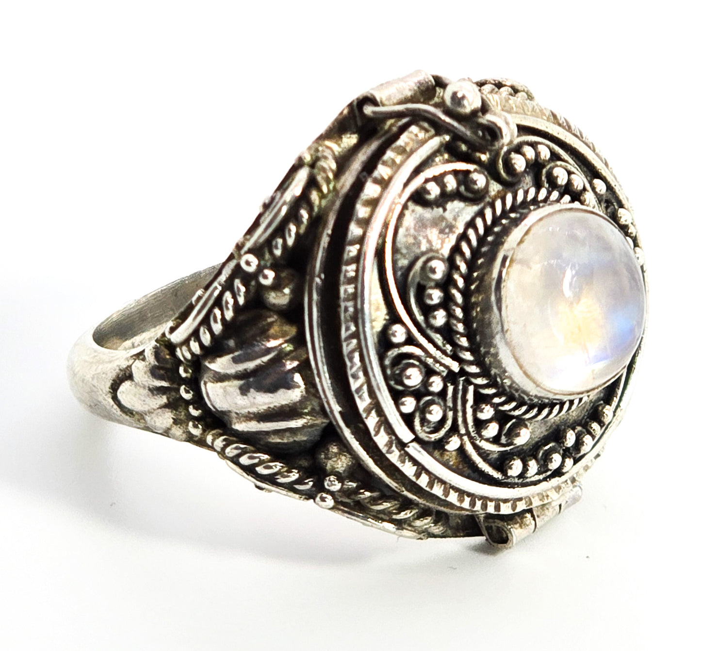 Blue Moonstone large Bali Balinese sterling silver vintage Poison ring size 9