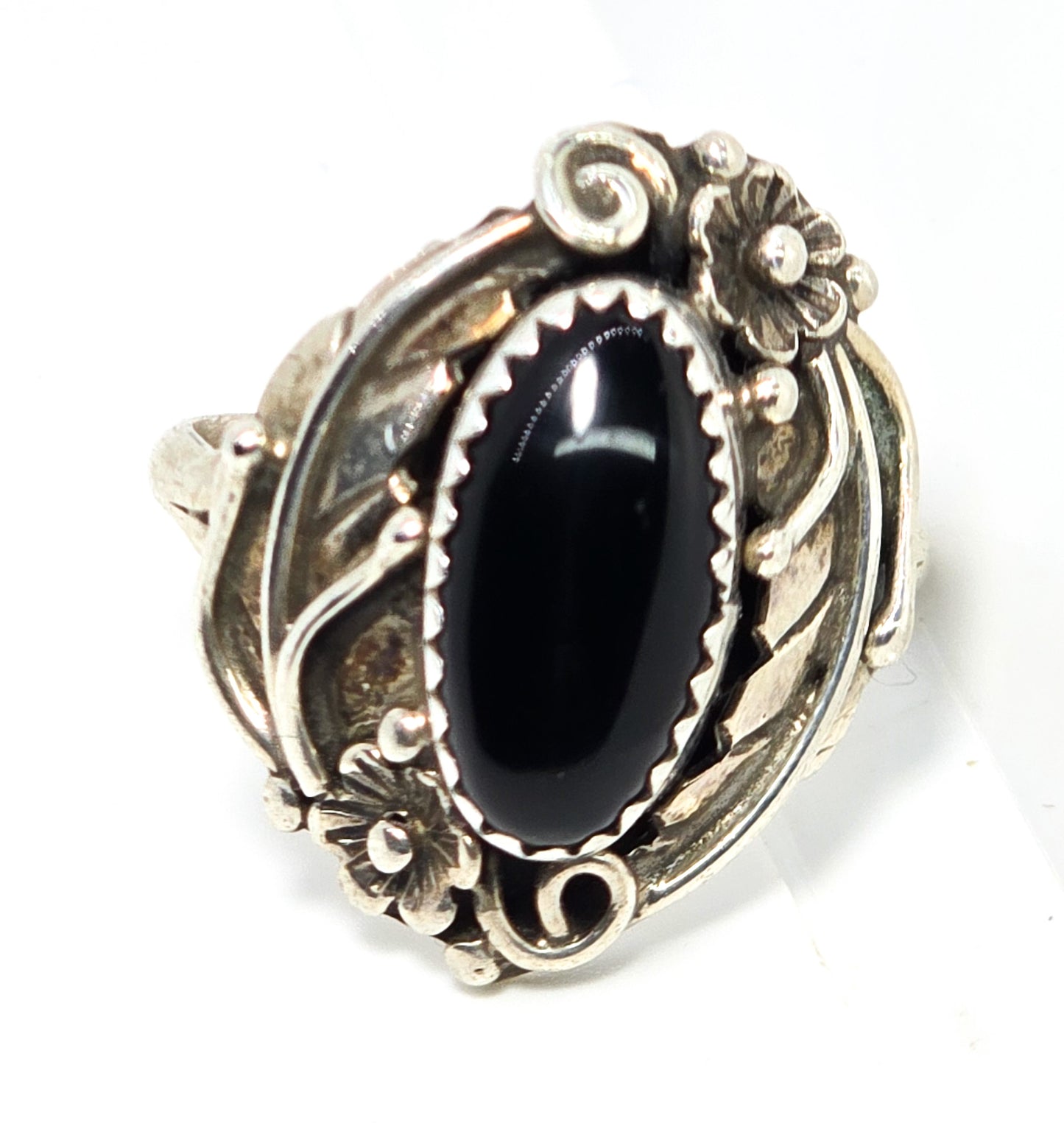 Navajo Black Onyx Feather sterling silver Native American vintage ring size 9.5