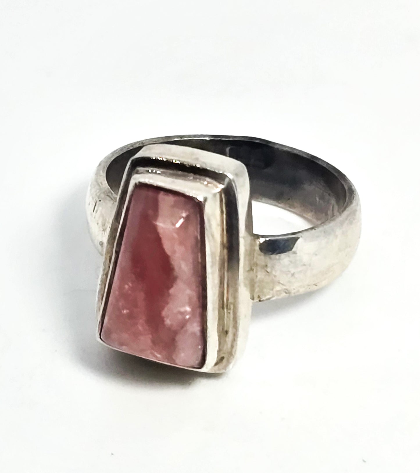 Rhodochrosite pink gemstone Bali Balinese vintage sterling silver ring size 7.5