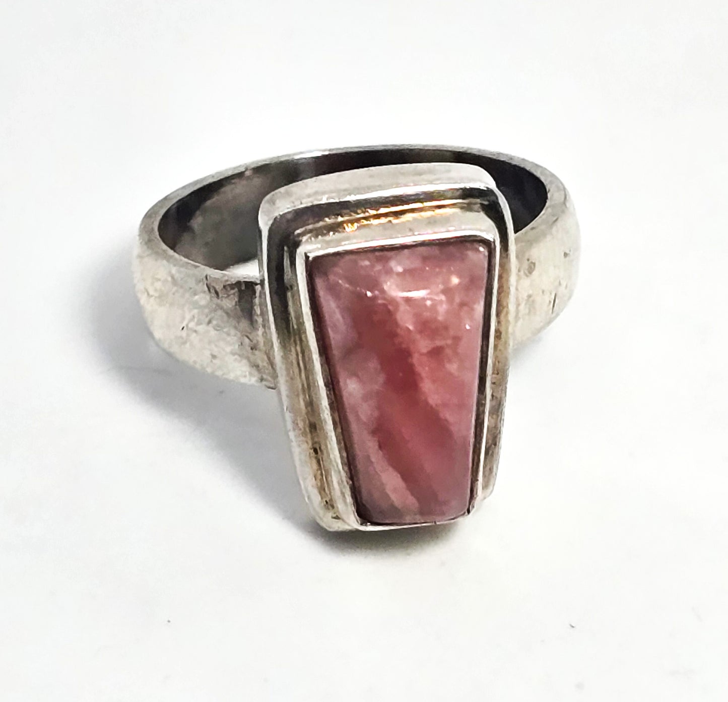 Rhodochrosite pink gemstone Bali Balinese vintage sterling silver ring size 7.5