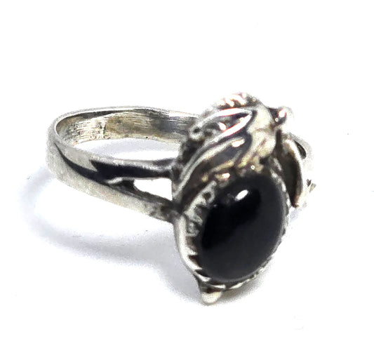 Navajo Black Onyx Feather sterling silver Native American vintage ring size 7.5