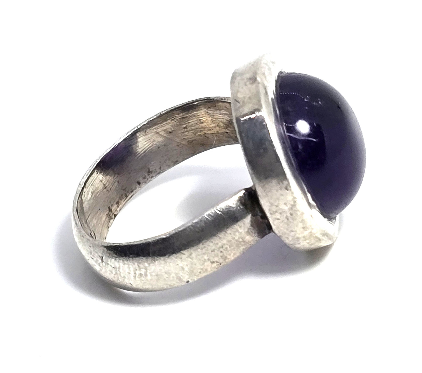 Modernist Amethyst round circle vintage sterling silver ring size 7.5