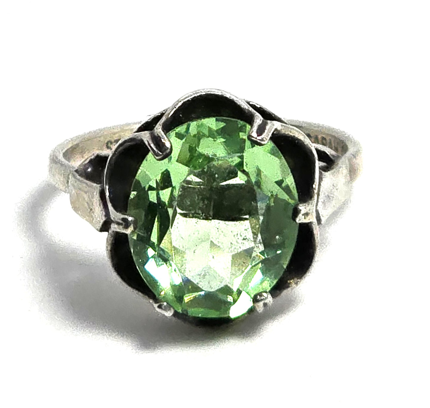 Sarah Coventry Uranium Glass sterling silver adjustable vintage birthstone ring size 8