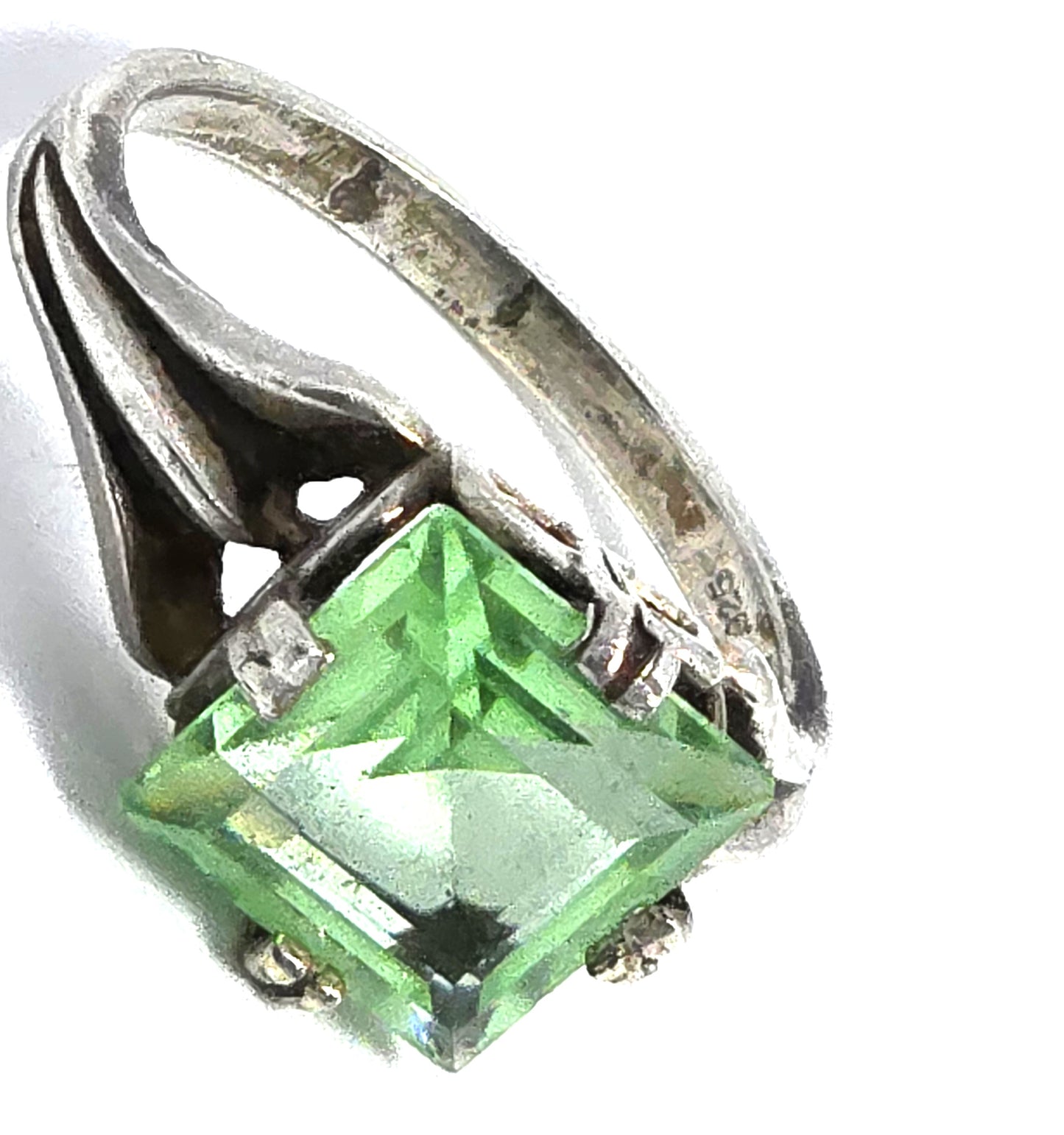 Uranium Glass Princess cut sterling silver split shank vintage ring size 9
