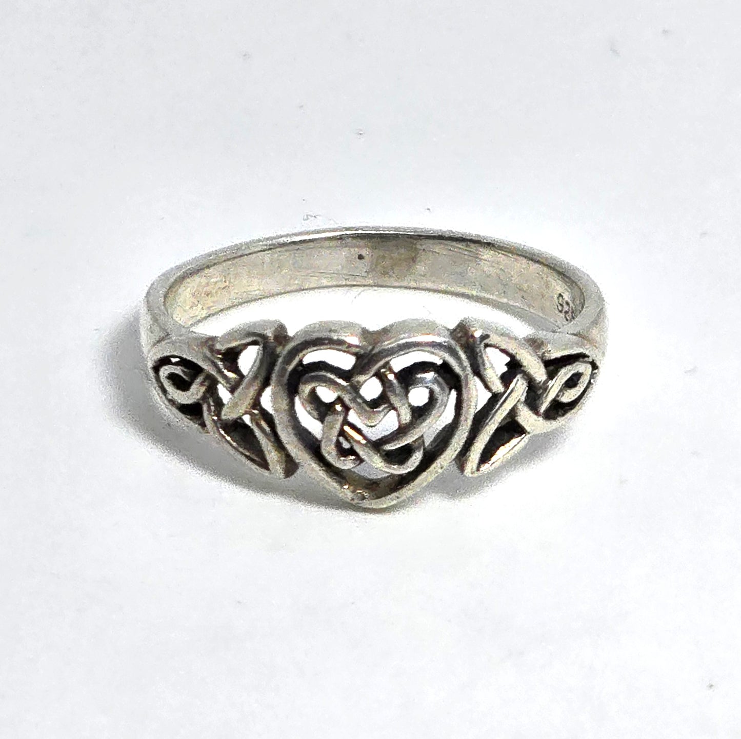 Celtic trinity knot heart open work sterling silver ring band size 9