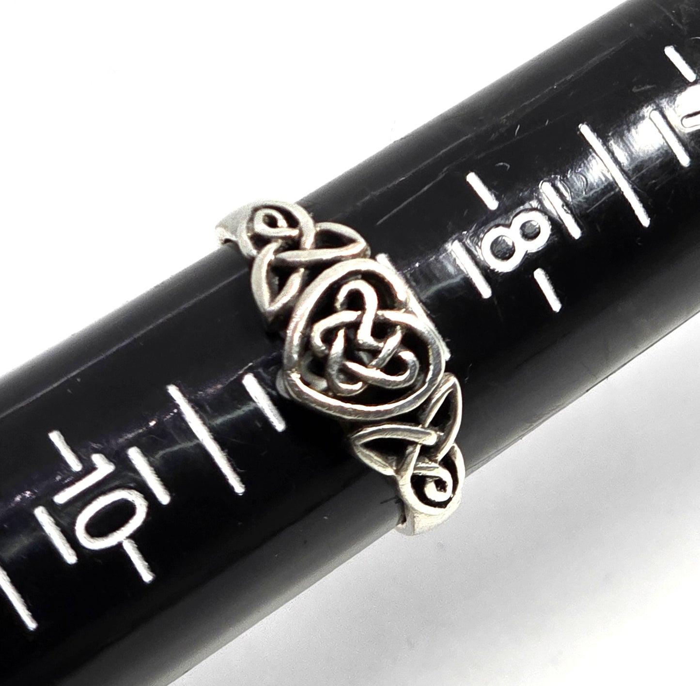 Celtic trinity knot heart open work sterling silver ring band size 9