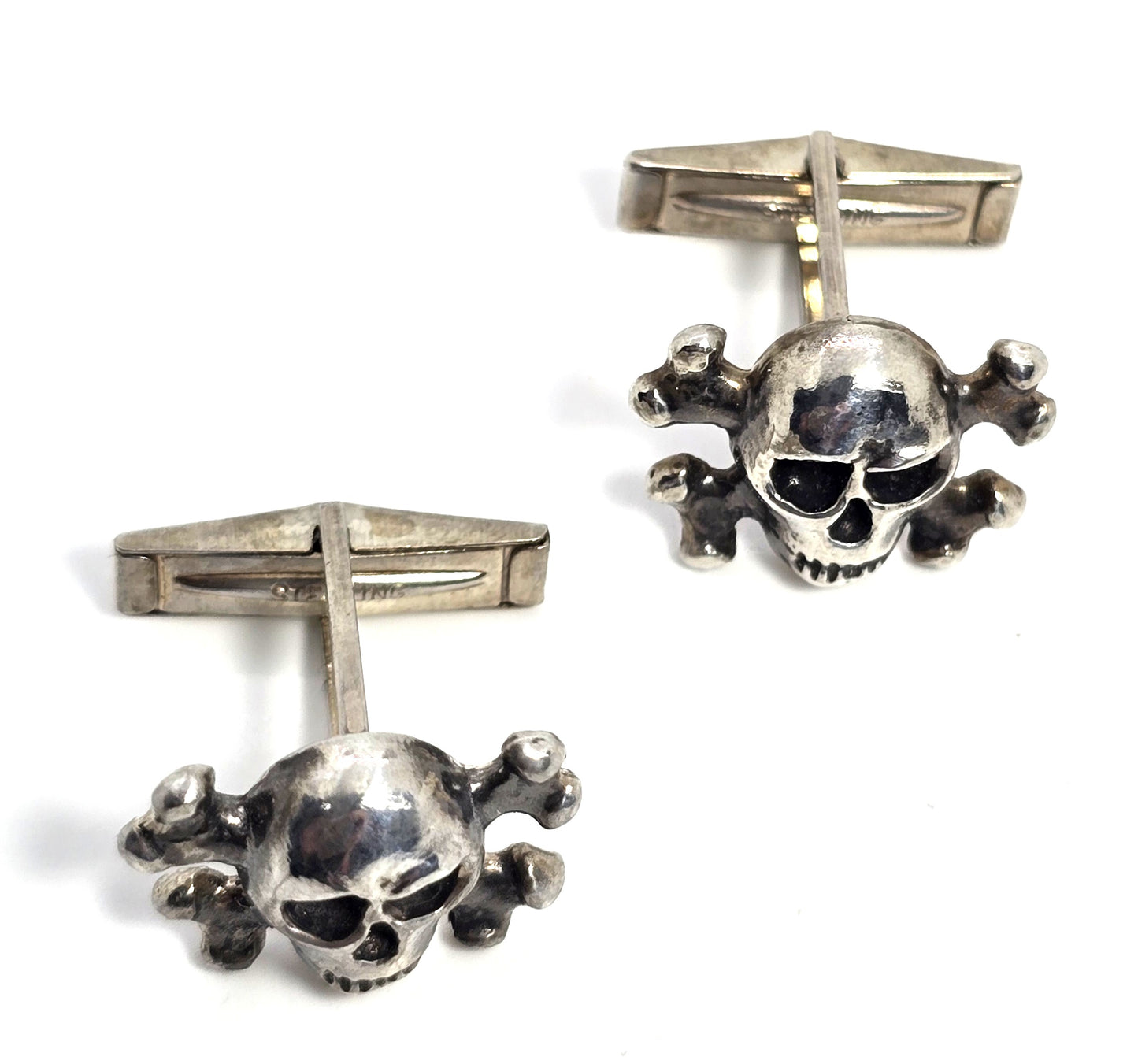 Skull and Crossbones Jolly Roger vintage pirate sterling silver cufflinks
