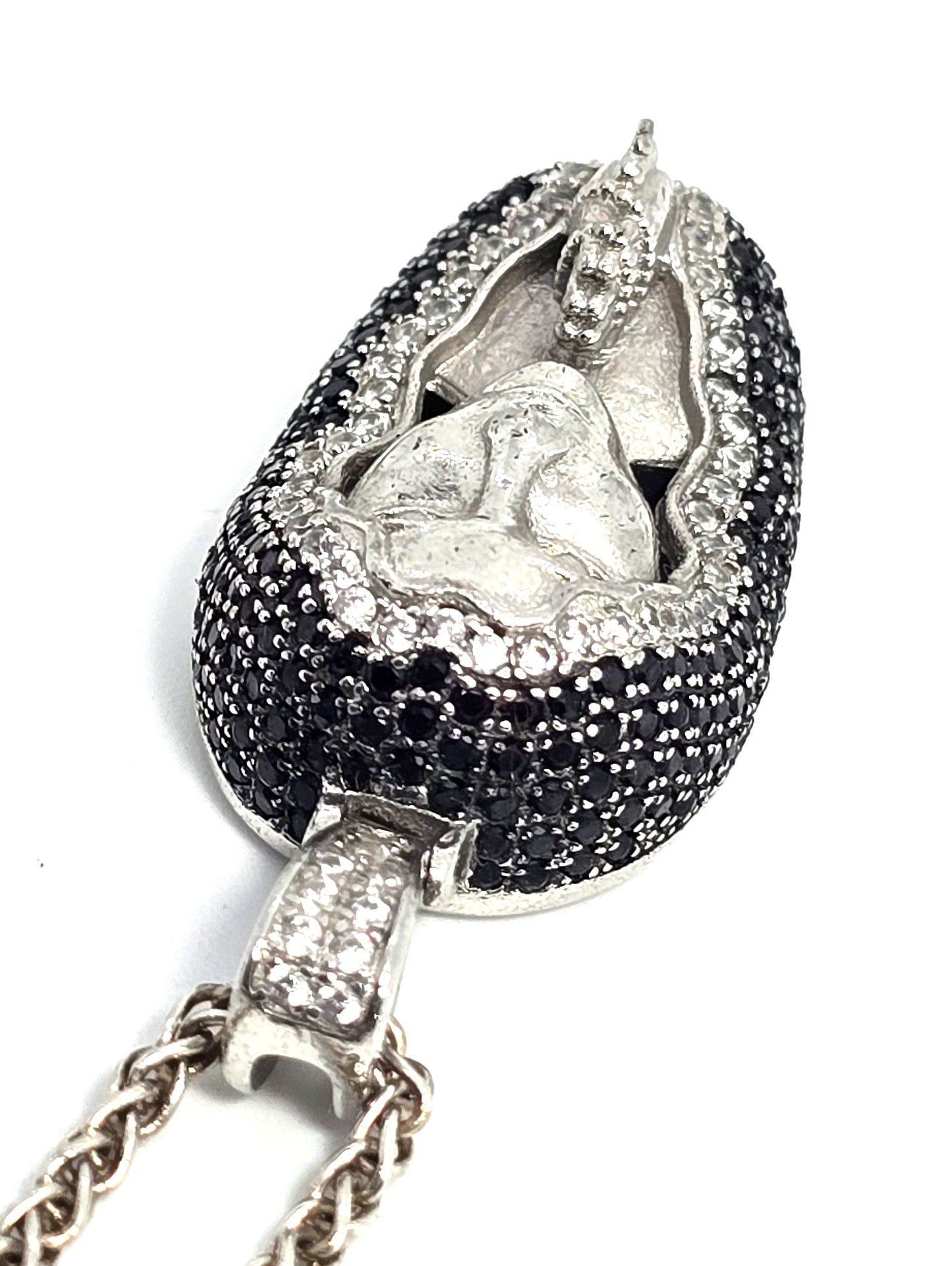 Madonna praying miraculous medal Mary black white Cubic Zirconia sterling silver necklace