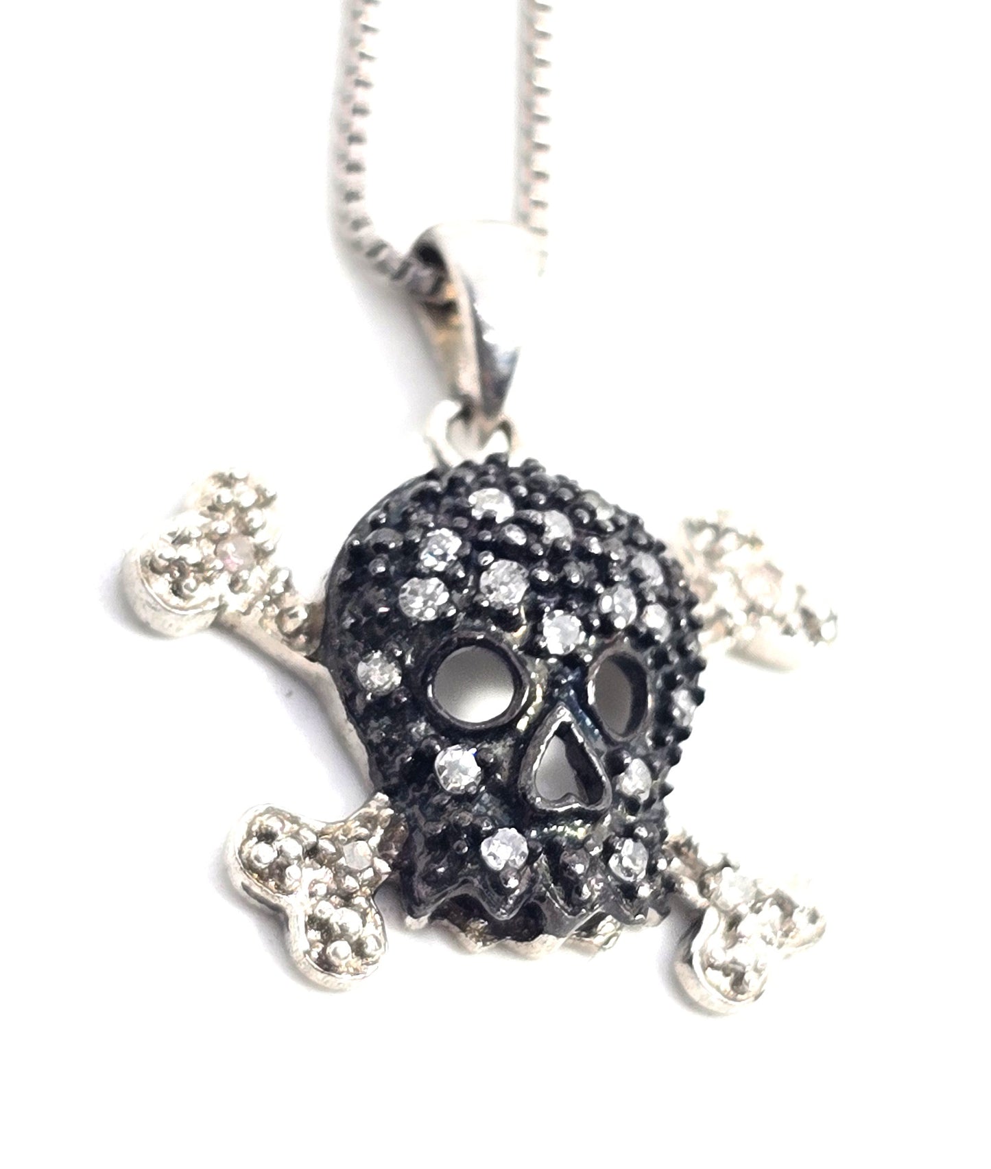 Jolly Roger skull and crossbones black and white diamond sterling silver necklace HN