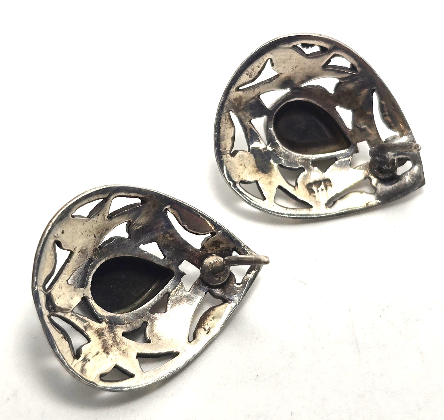 Black Onyx open work swirl sterling silver tear drop vintage stud earrings