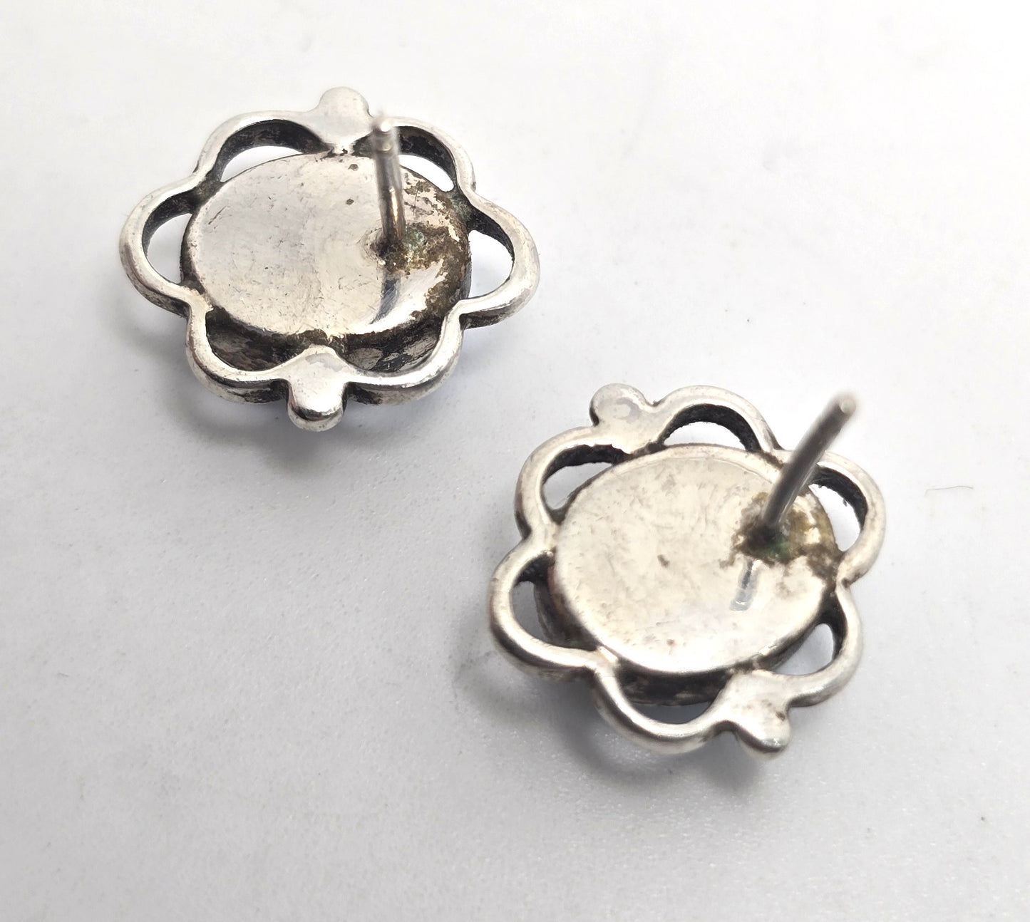 Denim Lapis scalloped vintage Southwestern sterling silver stud earrings