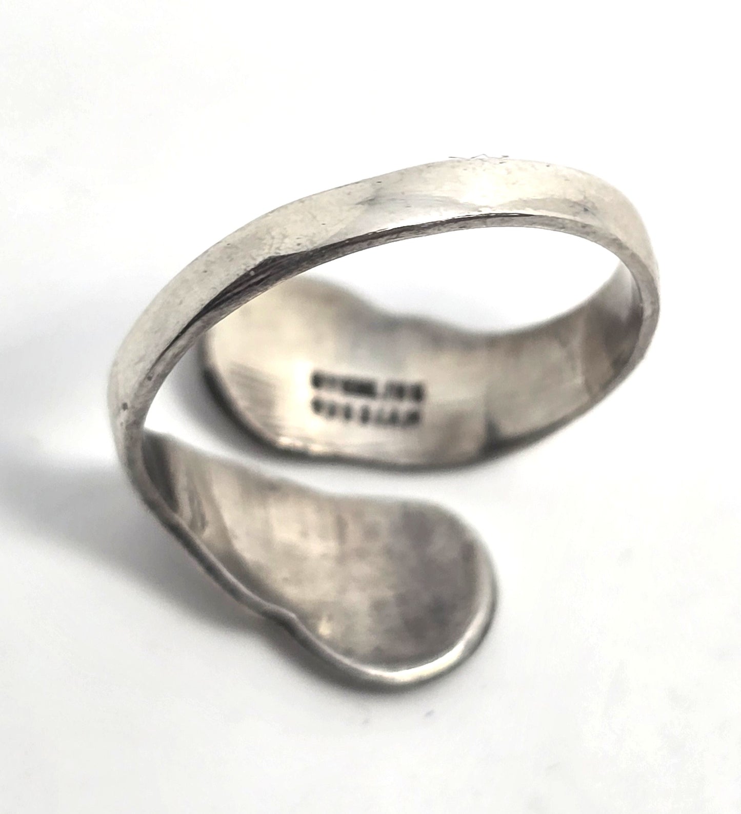 Siam Maleka and Ramasoon dancing sterling silver torsade vintage wrap ring