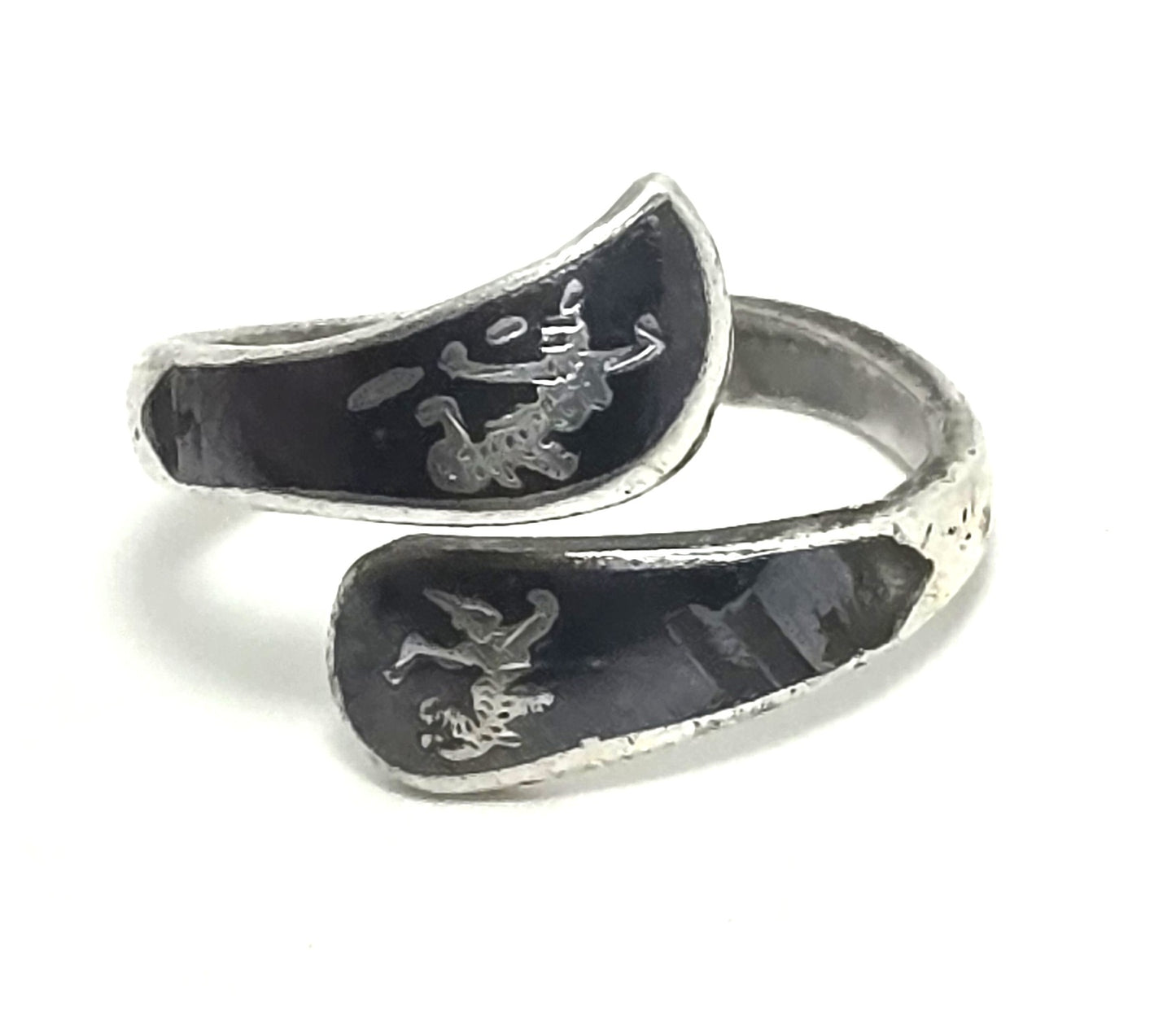 Siam Maleka & Ramasoon dancing sterling silver torsade vintage wrap ring damaged