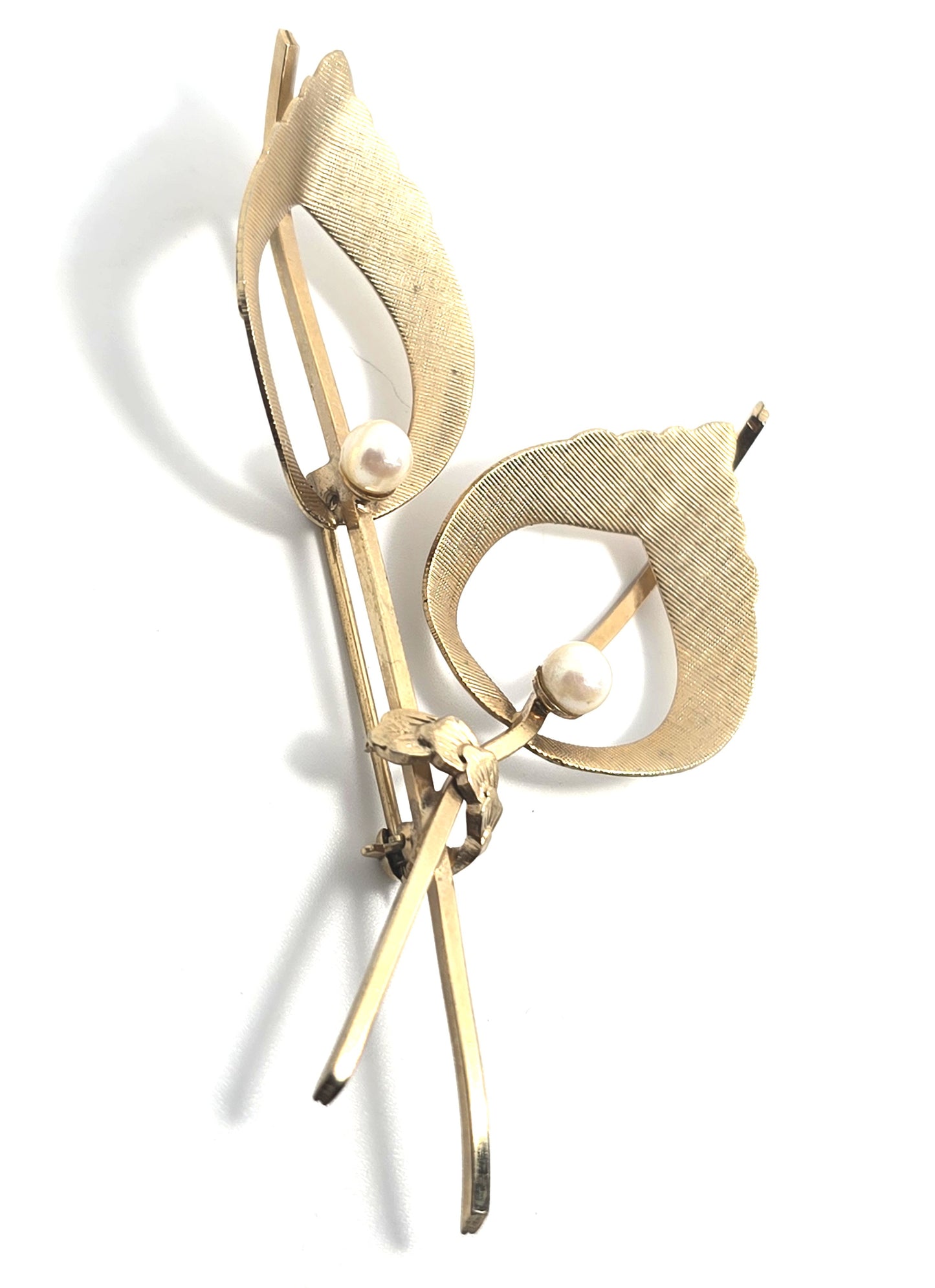 W Genuine pearl Calla lily 12k gold filled vintage signed flower brooch