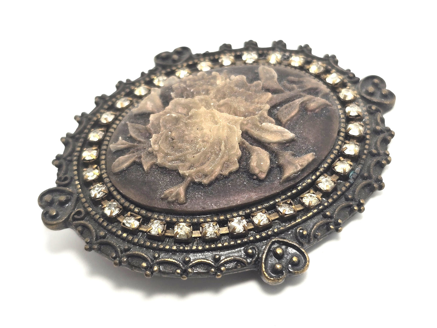 Rhinestones and roses resin cameo heart framed vintage inspired brooch