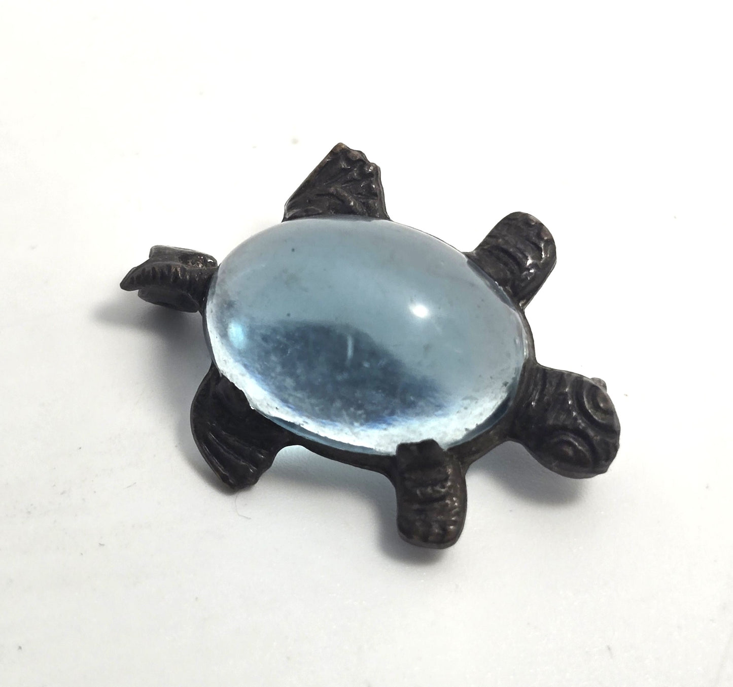 Jelly Belly aqua blue Lucite vintage small turtle figural brooch