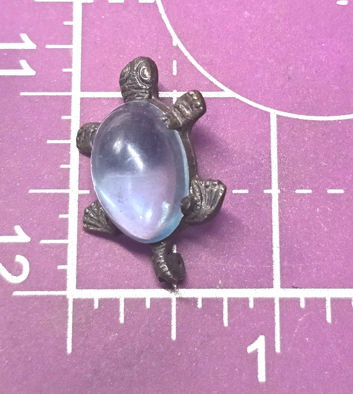 Jelly Belly aqua blue Lucite vintage small turtle figural brooch