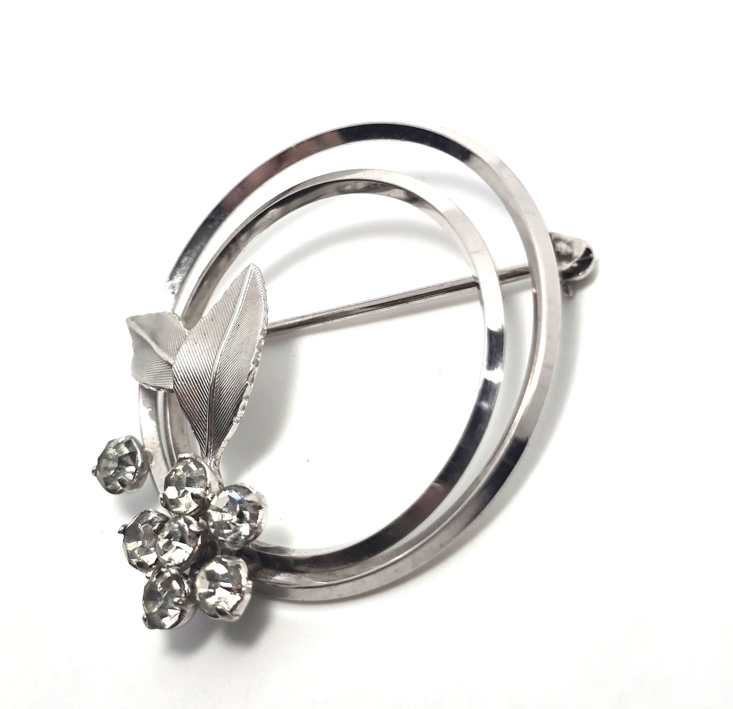 Krementz rhinestone flower silver toned vintage signed brooch