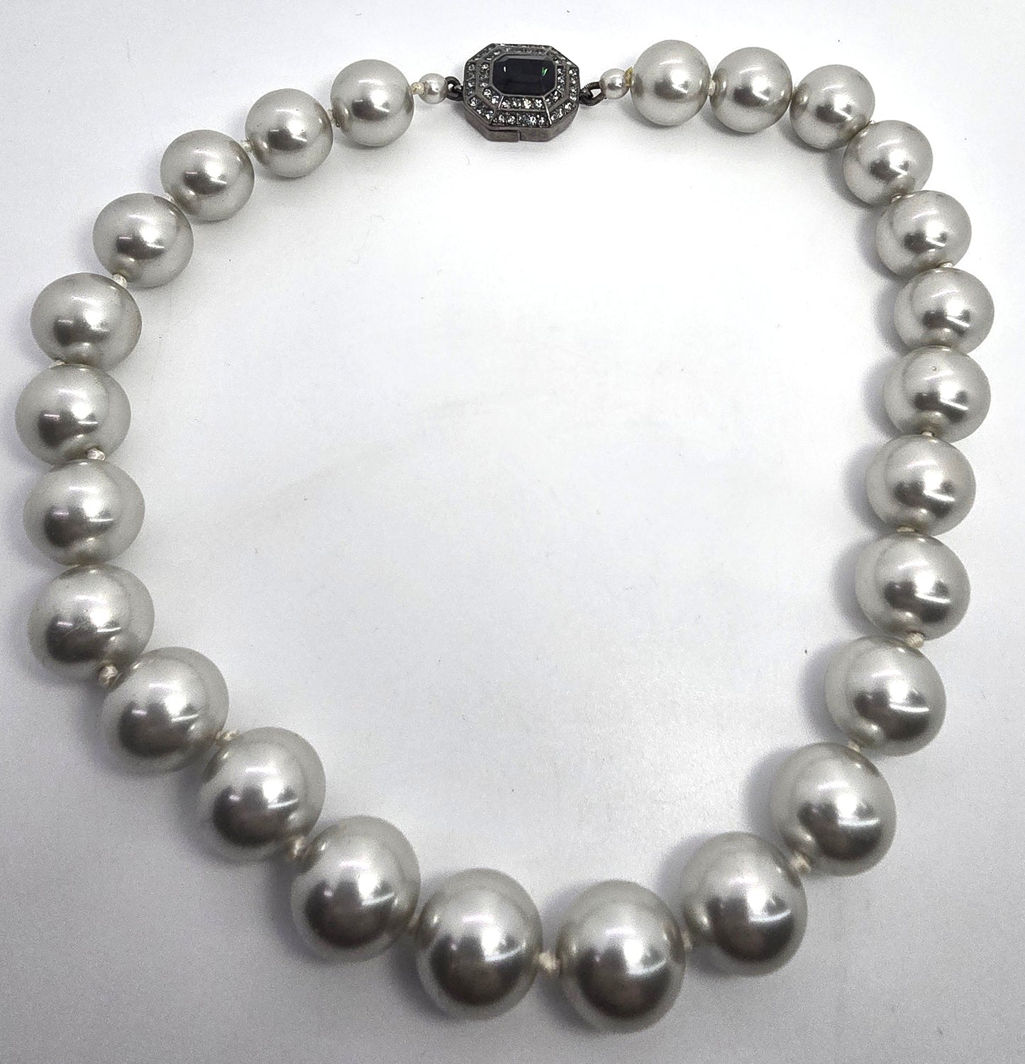 Carolee large cultured silver white large cultured pearl rhinestone necklace