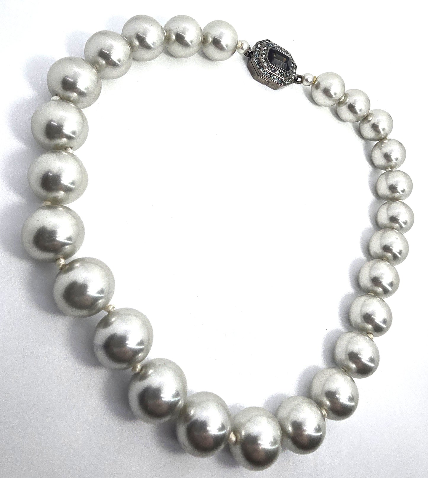Carolee large cultured silver white large cultured pearl rhinestone necklace