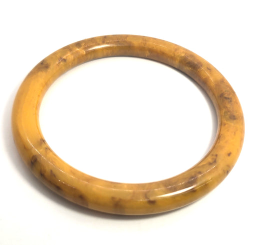 Marbled butterscotch swirl Bakelite thick rounded vintage bangle bracelet tested