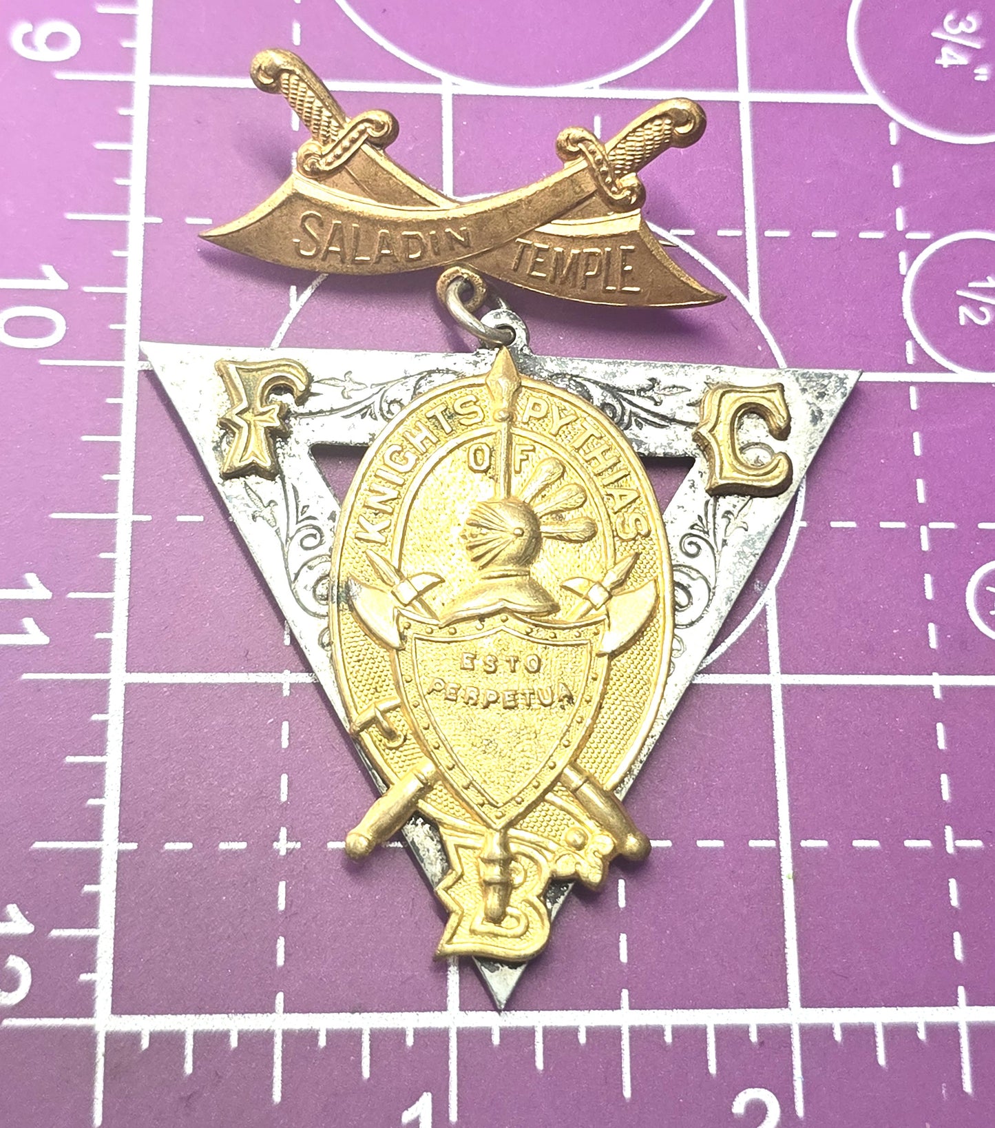 Knights Of Pythias F.C.B. Silver Pin Medal Saladin Temple Davies SC 1874 triangle