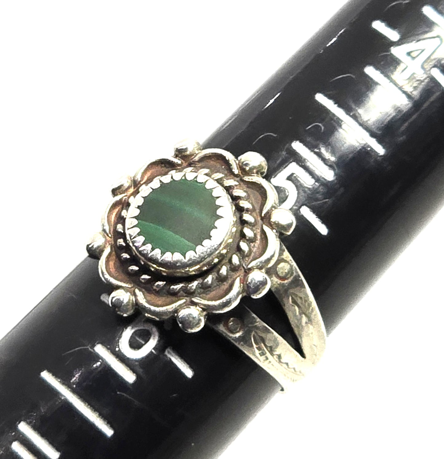 Malachite concho stamped Southwestern split shank sterling silver ring size 5.5
