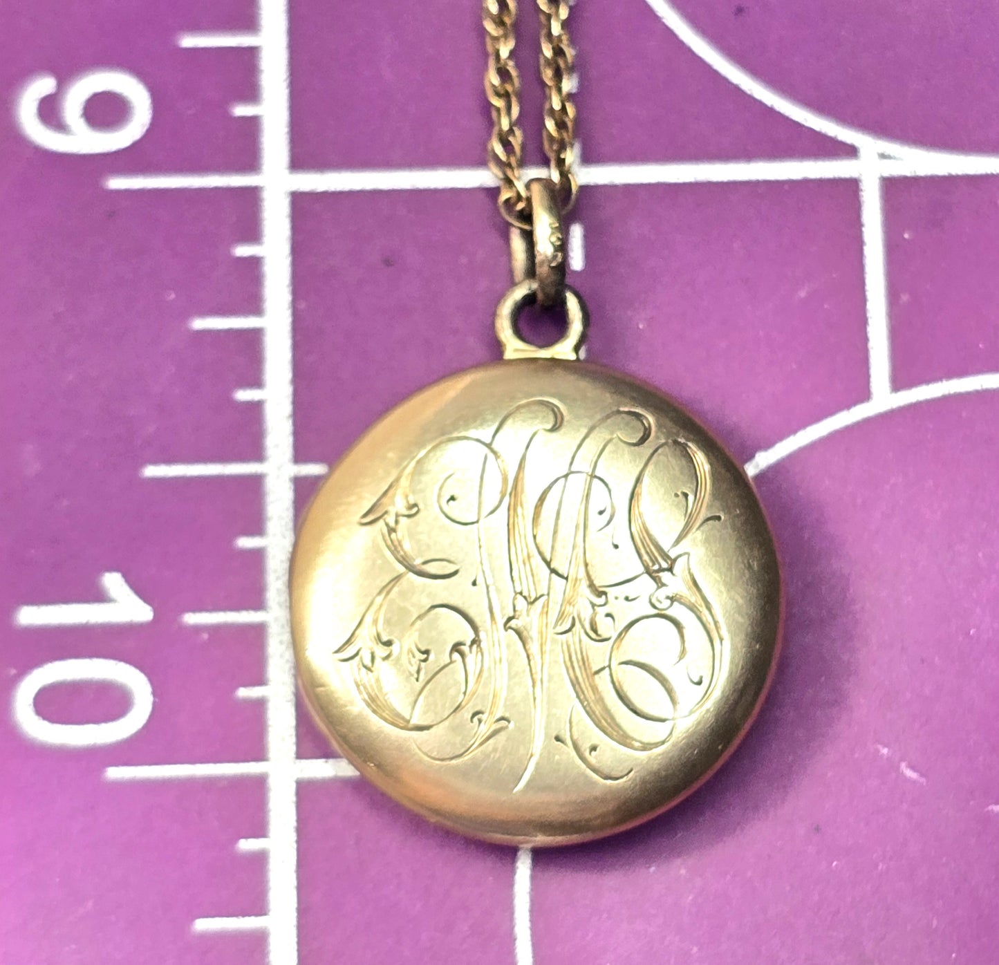 Antique 10k Yellow Gold Victorian EMS monogram etched locket necklace