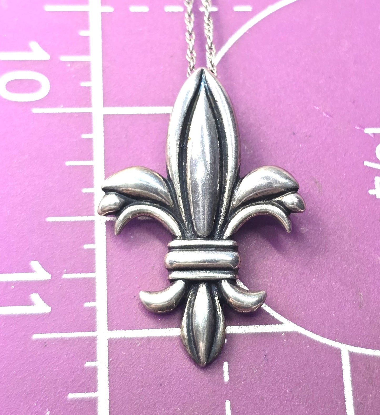 Fleur De Lis New Orleans vintage sterling silver signed pendant necklace
