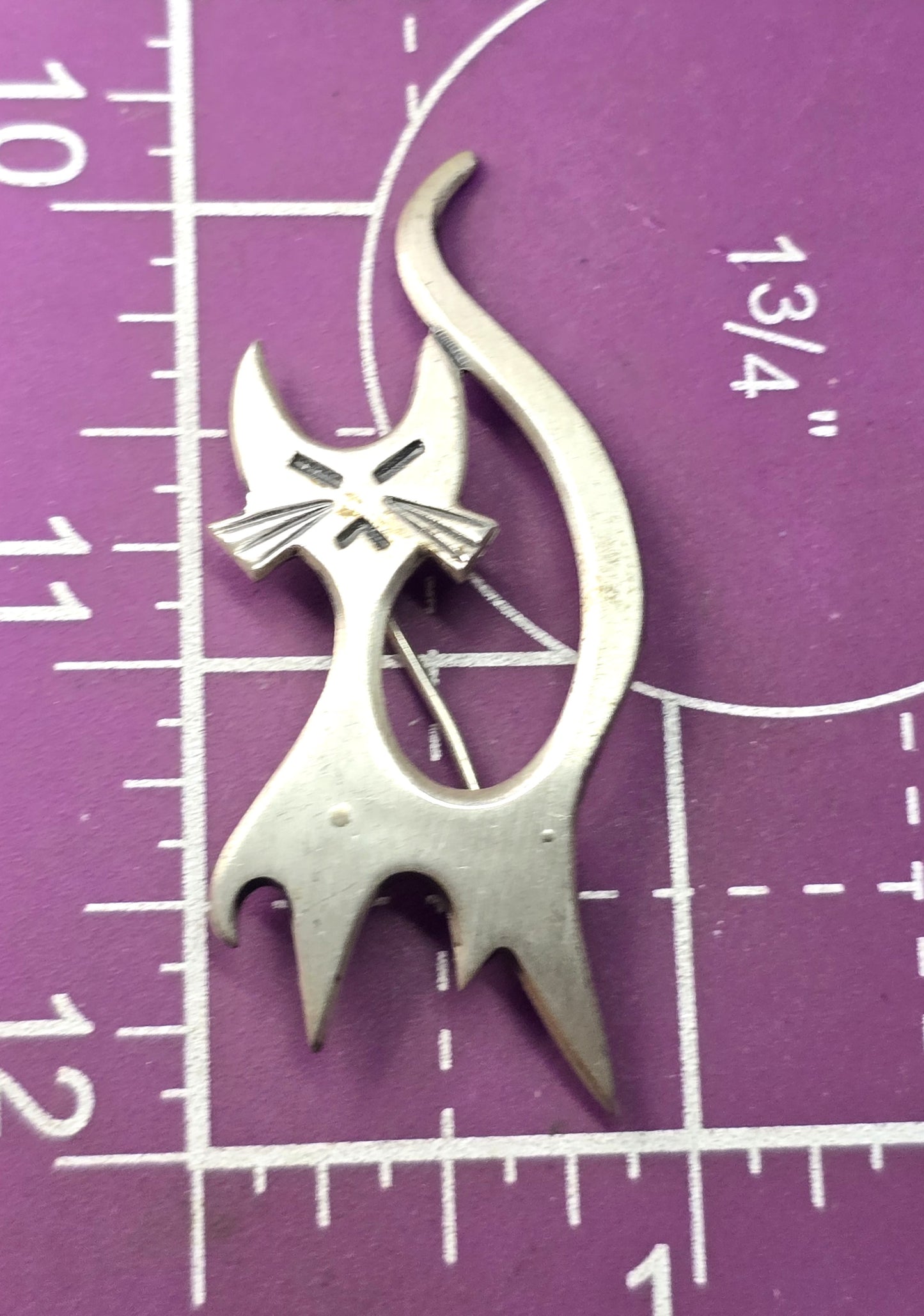 Beau Sassy modernist mid century cat vintage brushed sterling silver feline brooch