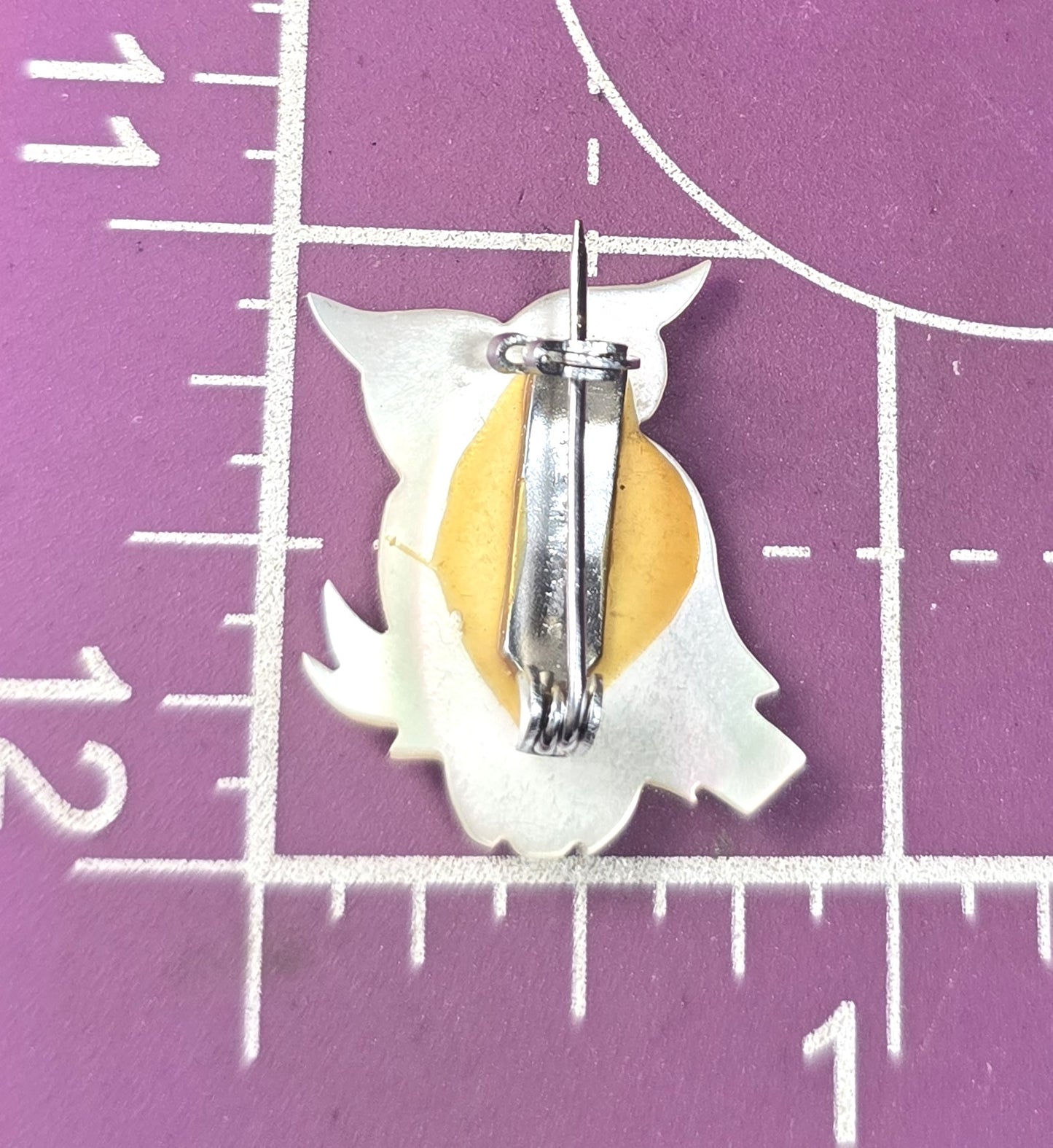 Mother of pearl white carved shell owl bird vintage brooch
